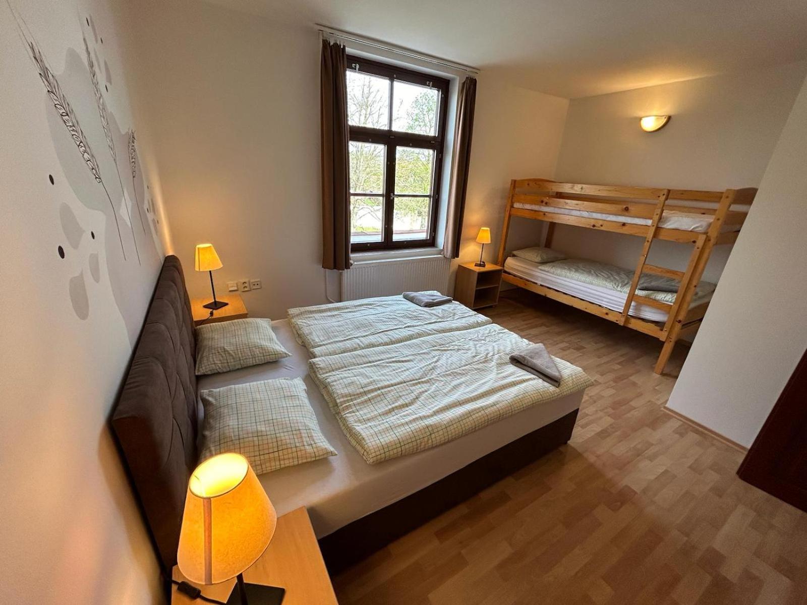 Penzion Majak Dublovice Zewnętrze zdjęcie