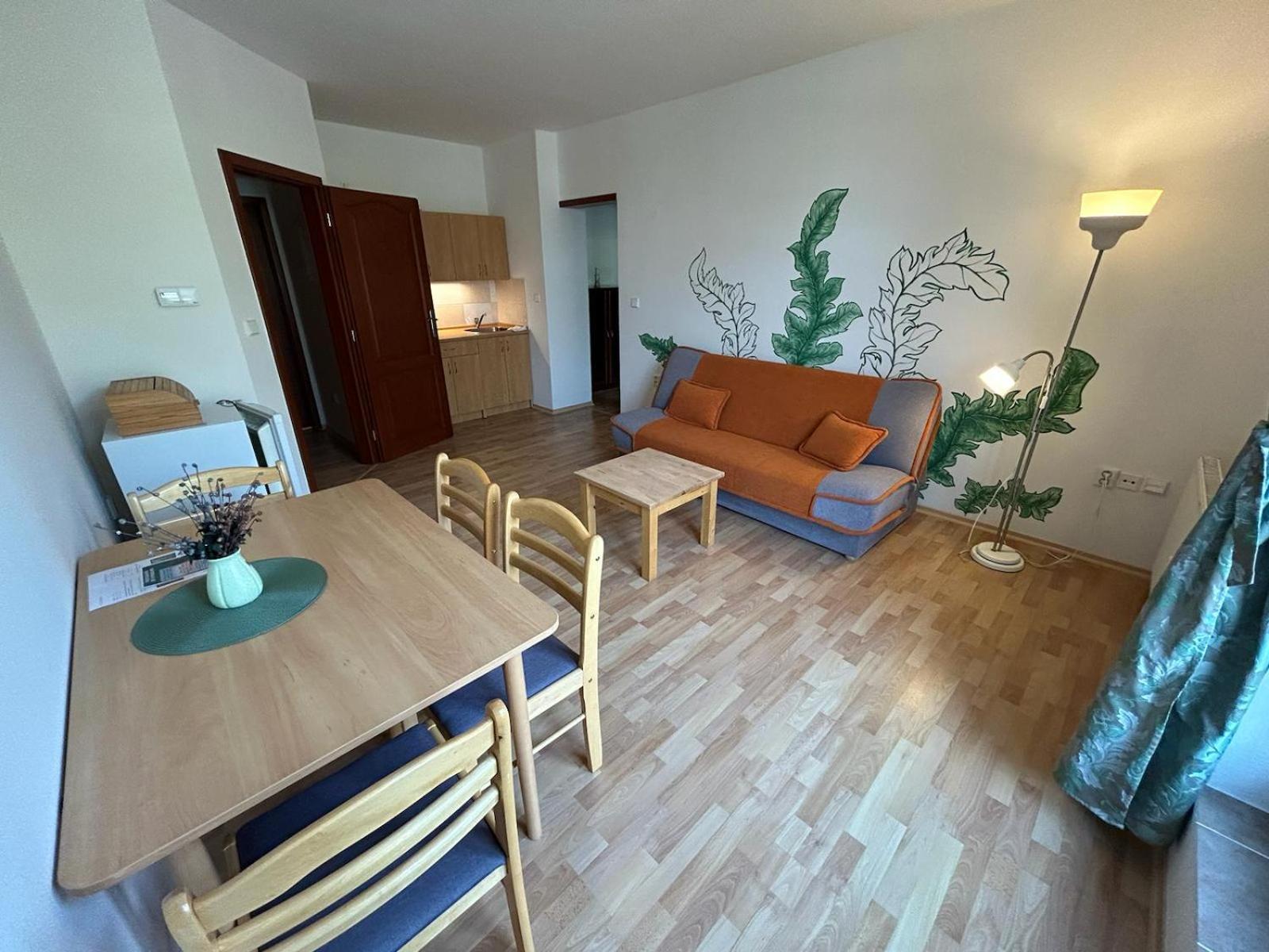 Penzion Majak Dublovice Zewnętrze zdjęcie